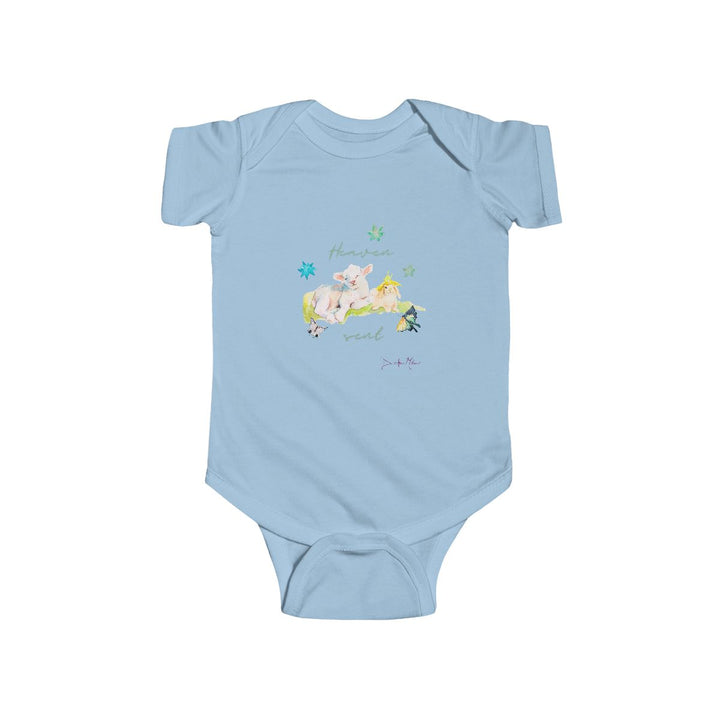 A dreamer is born - baby gift set