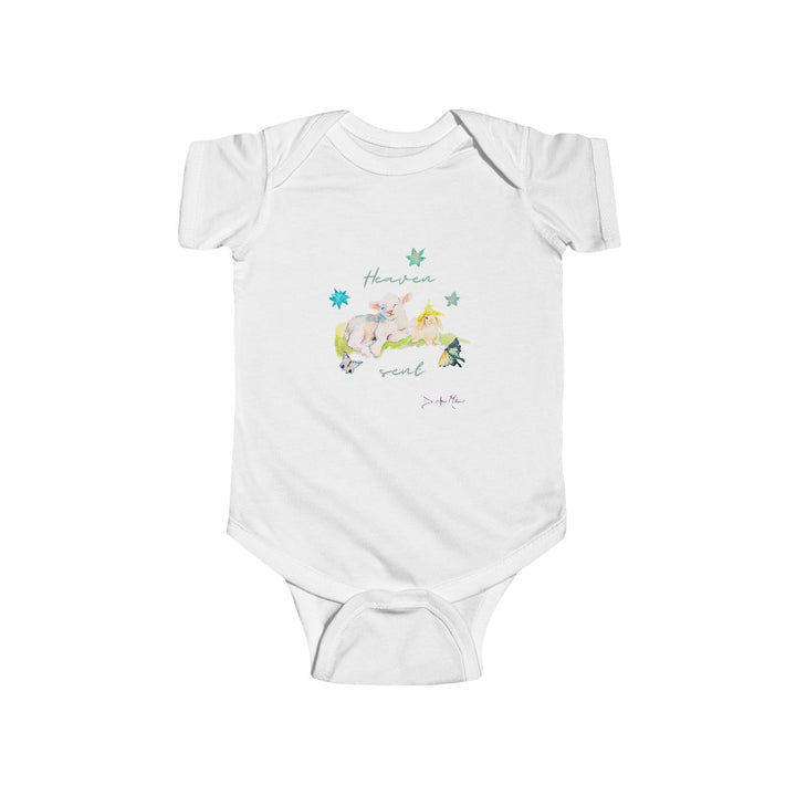 A dreamer is born - baby gift set